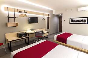 City Express Plus by Marriott Ciudad de México Mundo E