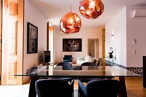 FLORA Chiado Apartments