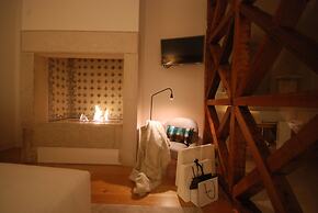 FLORA Chiado Apartments