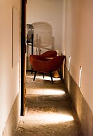 FLORA Chiado Apartments