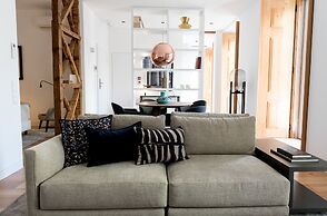 FLORA Chiado Apartments