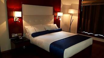 Golden Tulip Headington Ruwi