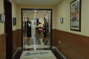 Golden Tulip Headington Ruwi