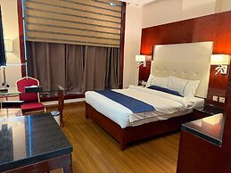 Golden Tulip Headington Ruwi