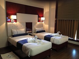 Golden Tulip Headington Ruwi