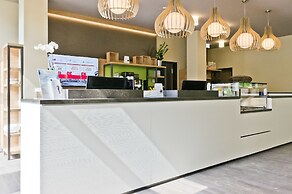 Super 8 by Wyndham Freiburg