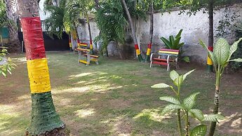 Posada & Hostal Miss Marlly