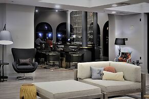 Renaissance Reno Downtown Hotel & Spa
