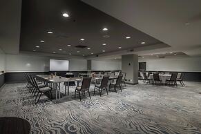 Renaissance Reno Downtown Hotel & Spa