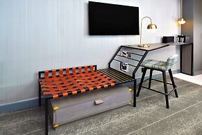 Renaissance Reno Downtown Hotel & Spa