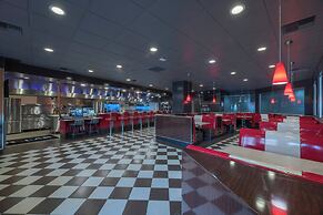 Renaissance Reno Downtown Hotel & Spa