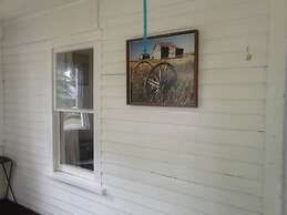 Canora Home Rentals Holiday Cottage