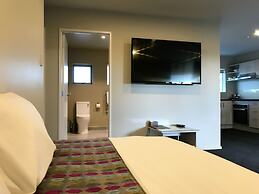 Ellerslie Palms Motel