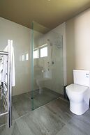 Ellerslie Palms Motel