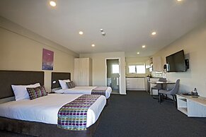 Ellerslie Palms Motel