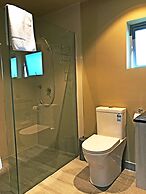 Ellerslie Palms Motel