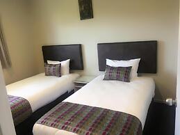 Ellerslie Palms Motel