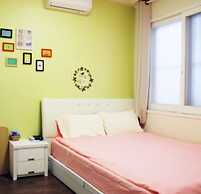 Tiara Guesthouse - Hostel