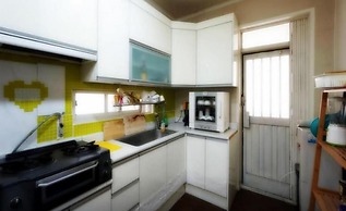 Tiara Guesthouse - Hostel