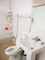 Tiara Guesthouse - Hostel