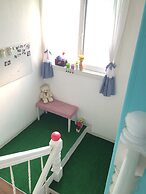 Tiara Guesthouse - Hostel