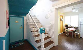 Tiara Guesthouse - Hostel