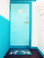 Tiara Guesthouse - Hostel