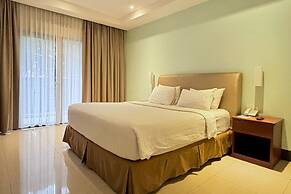 Thong's Inn - KNO Kualanamu Transit Hotel