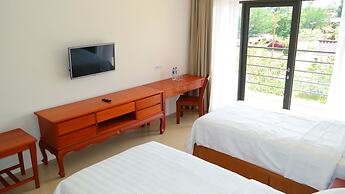Thong's Inn - KNO Kualanamu Transit Hotel