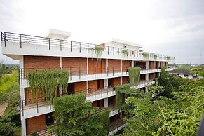 Thong's Inn - KNO Kualanamu Transit Hotel