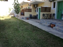 Kallisti Seaside Studios Skopelos