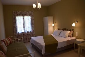 Kallisti Seaside Studios Skopelos