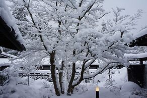 KAKUREAN HIDAJI - Adults Only