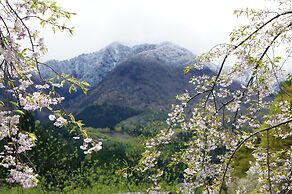 KAKUREAN HIDAJI - Adults Only