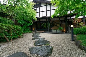 KAKUREAN HIDAJI - Adults Only