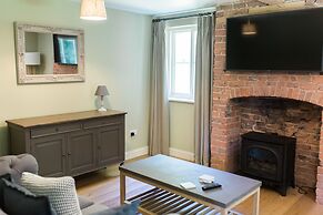 Saltmarshe Hall