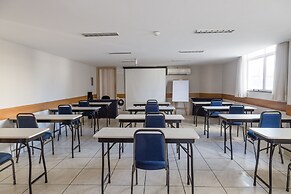 Victory Suites Hotel