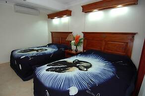 Manta Ray Bay Resort