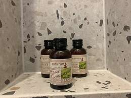 Kingdom Shuyue Hotel