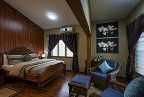 Maaha Beach Resort
