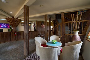 Maaha Beach Resort