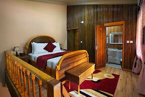 Maaha Beach Resort