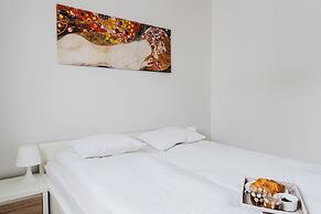 Elite Apartments City Center Suites