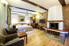 Hotel Dworek Wapionka