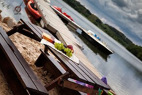 Hotel Dworek Wapionka