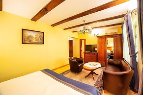 Hotel Dworek Wapionka