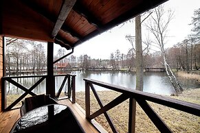 Hotel Dworek Wapionka