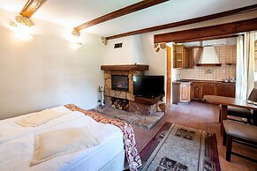 Hotel Dworek Wapionka