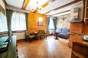 Hotel Dworek Wapionka