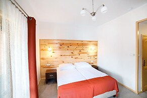 Hotel Dworek Wapionka